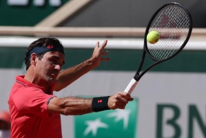 鲸鱼体育-费德勒大满贯首秀轻松过关 这届法网不只是玩玩？