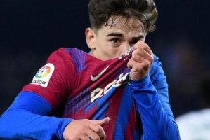 足球直播在线观看免费观看-还不和加维续约，巴萨到底在拖什么？